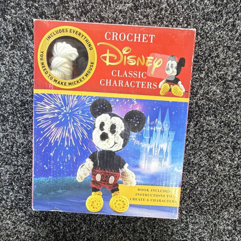 Disney Crochet Classic Characters Pattern Book/Booklet 4 Ply MPN THN-185-5